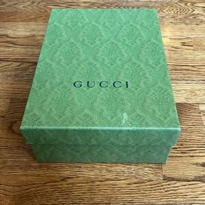 Gucci shoe box